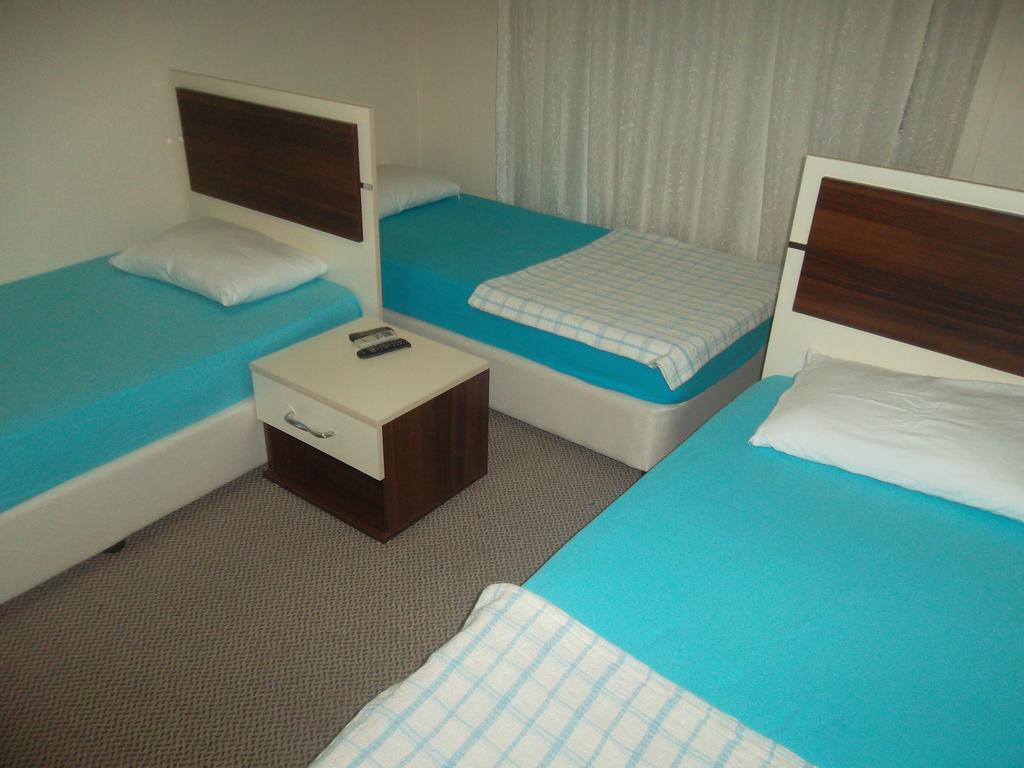 Konak Hotel Mut Zewnętrze zdjęcie