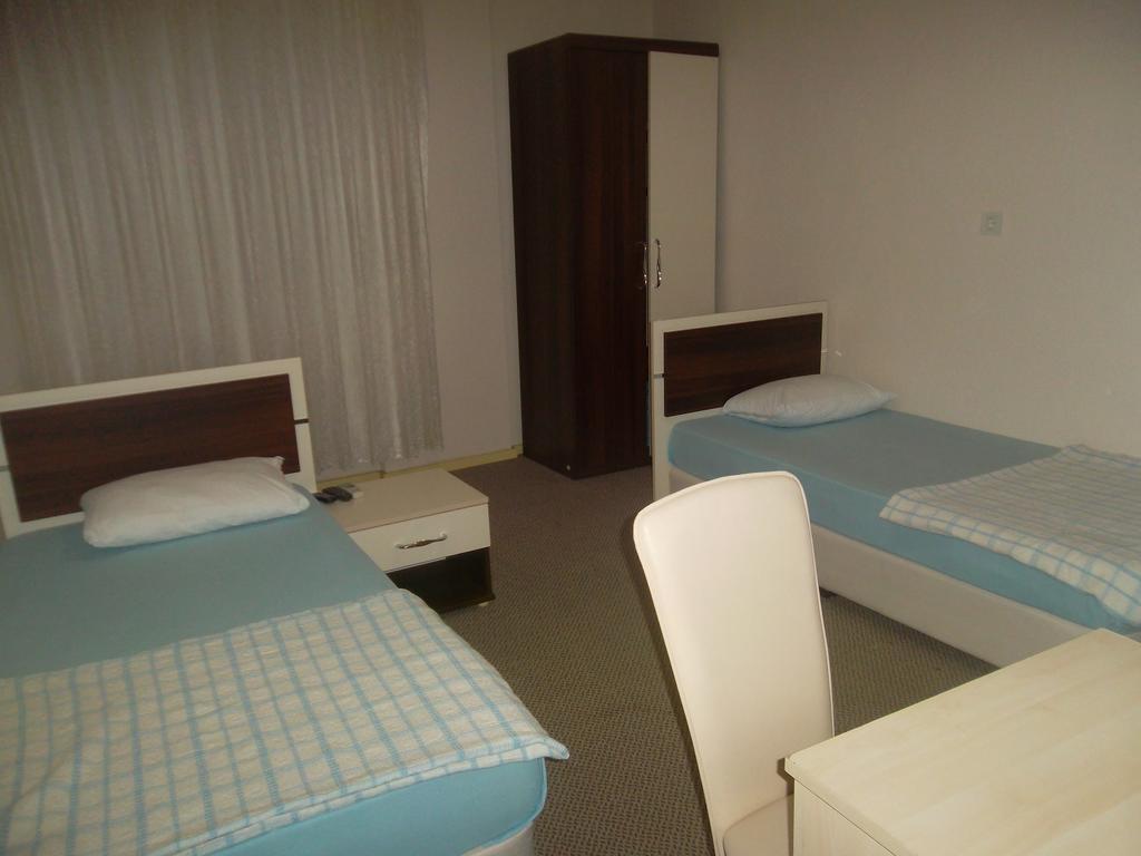 Konak Hotel Mut Zewnętrze zdjęcie