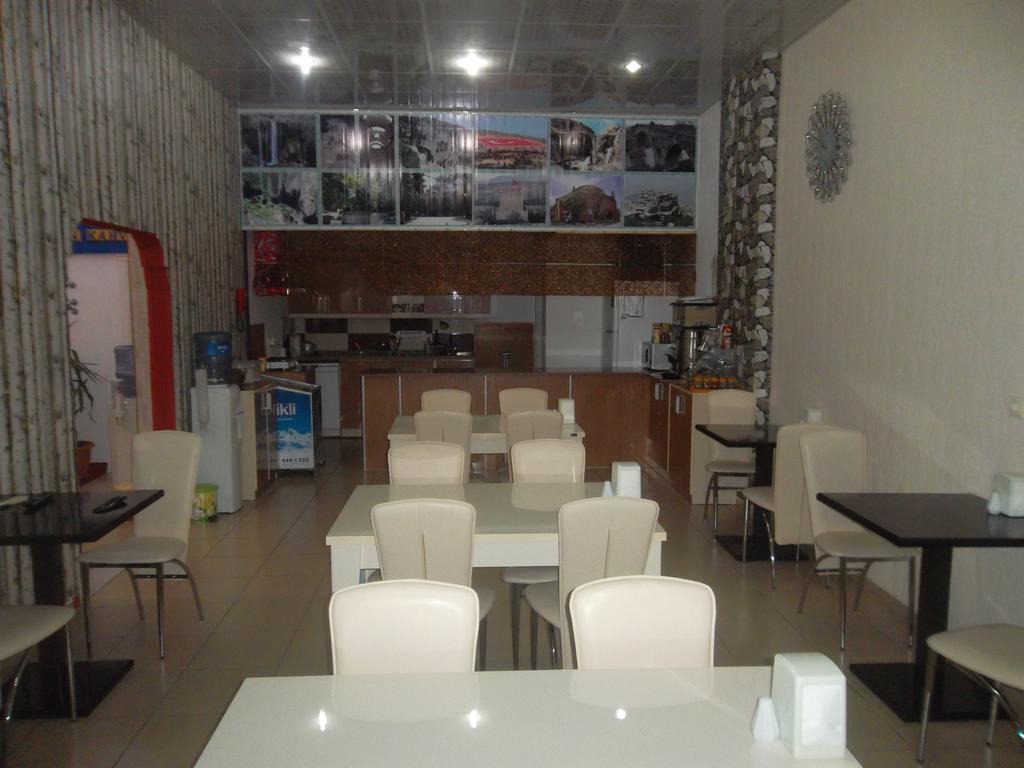 Konak Hotel Mut Zewnętrze zdjęcie