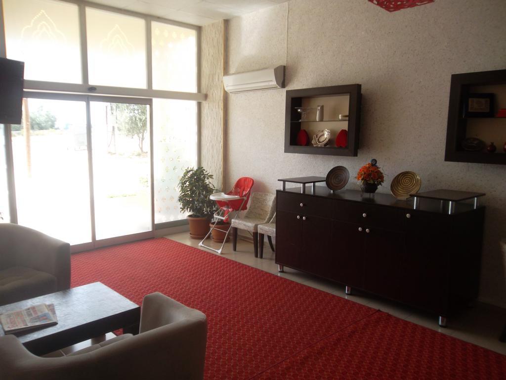Konak Hotel Mut Zewnętrze zdjęcie