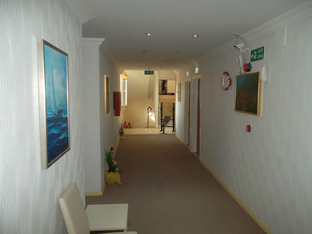 Konak Hotel Mut Zewnętrze zdjęcie