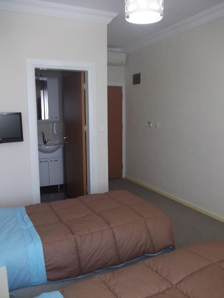 Konak Hotel Mut Zewnętrze zdjęcie